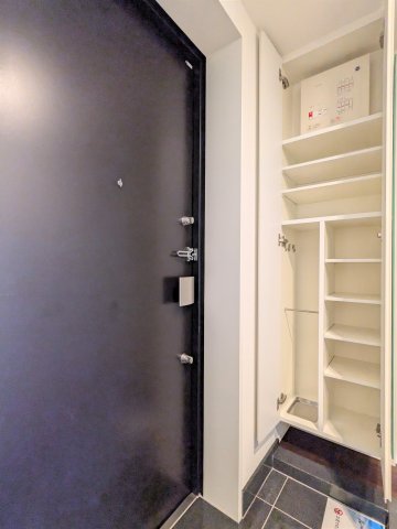 ハーモニーレジデンス品川高輪 玄関