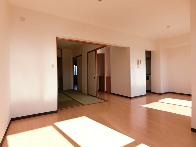 パルク富栄0401号室 リビング