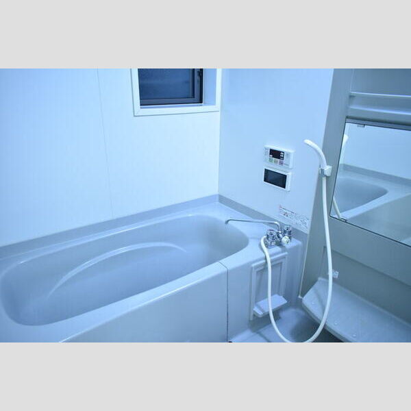 ブエナスエルテ　Ⅰ101号室 浴室換気乾燥機バスルーム(窓付き)