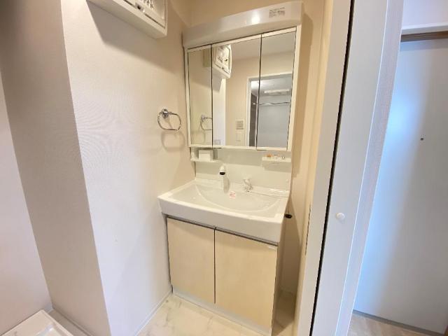 ラピスラズリ 洗髪洗面化粧台