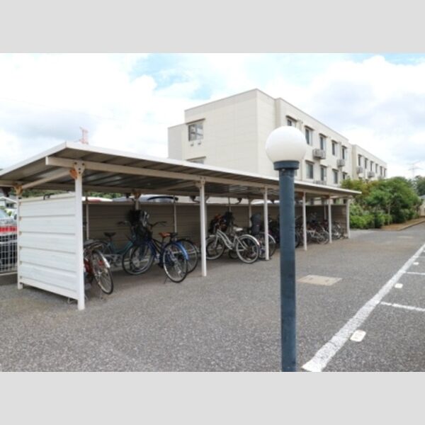 ローズ・ウッド305号室 駐輪場