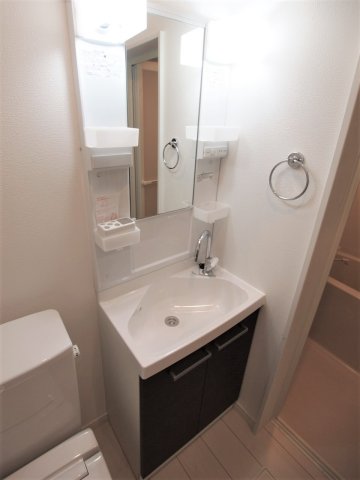 ベイルーム瀬谷Ⅱ101号室 洗面