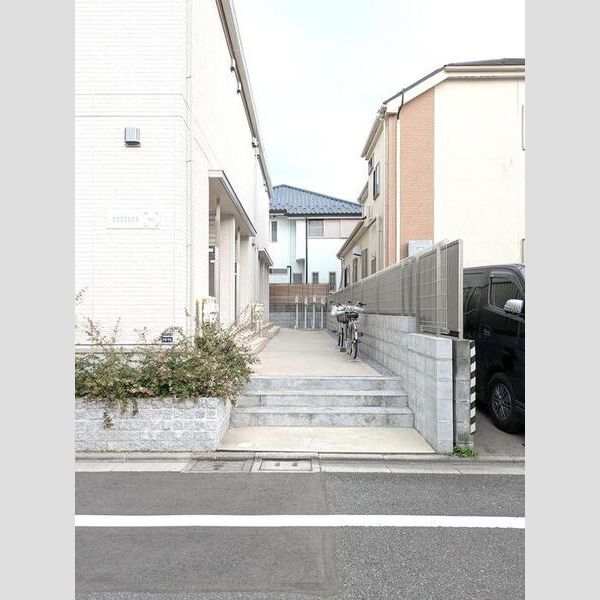 エクセリア高島平Ⅰ エントランス