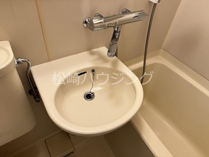 西落合さかえビル3階 洗面