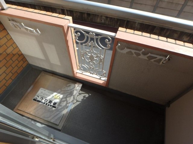 ニコーハイム北千住 バルコニー