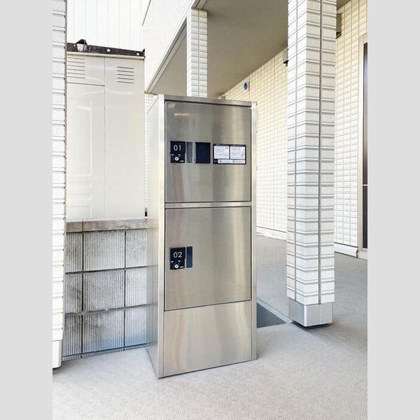 パーシモンⅢ203号室 宅配ボックス