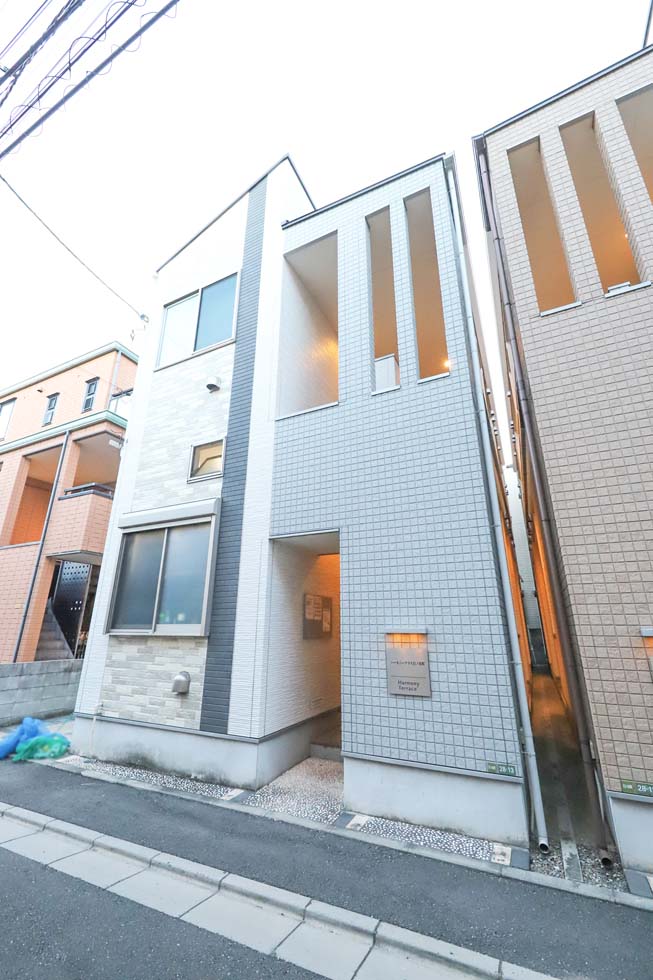 ハーモニーテラス日ノ出町2階 外観