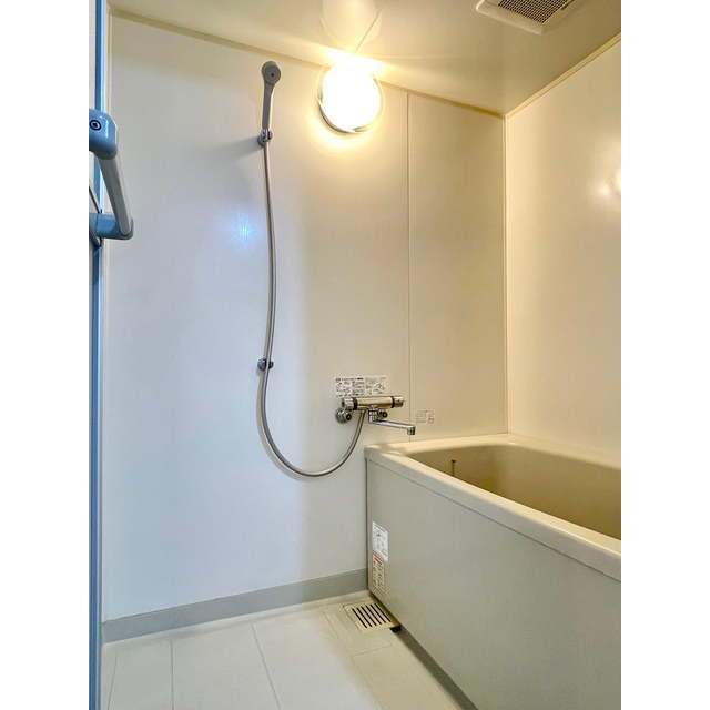 フルパレスⅡ303号室 ☆バス