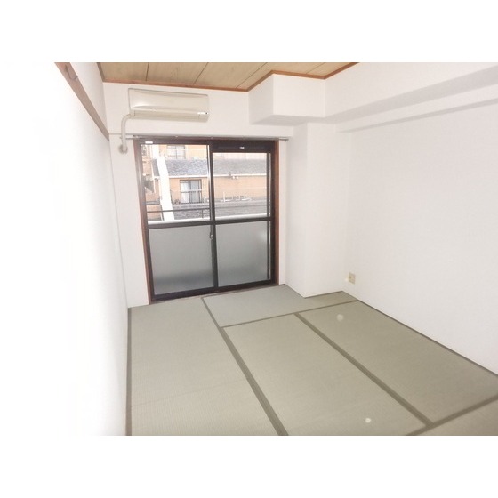 プレステージ市川501号室 同建物別部屋の参考画像