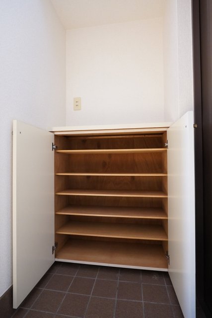 浅草スカイレジテル 靴入