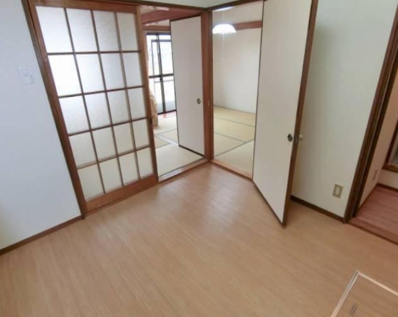 第二泉水コーポ リビング