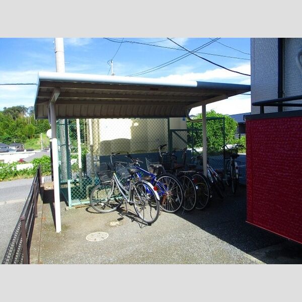 オーシャンヒルズ　B 駐輪場