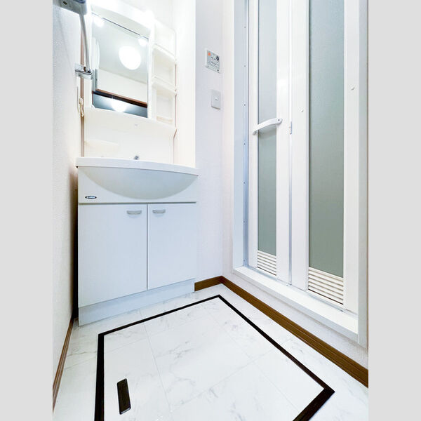 ストークコートⅡ203号室 洗面