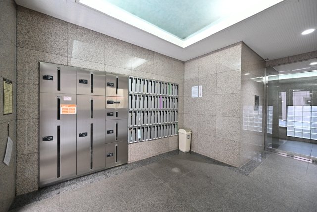 ヴェルト目黒西2階 エントランス