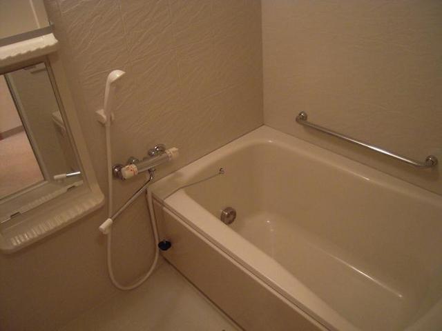 ＳｋｙＣｕｂｅ東本郷0401号室 バス