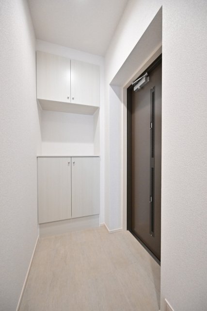 エルミ上落合2階 玄関