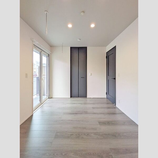 D-アリビオ101号室 西側洋室