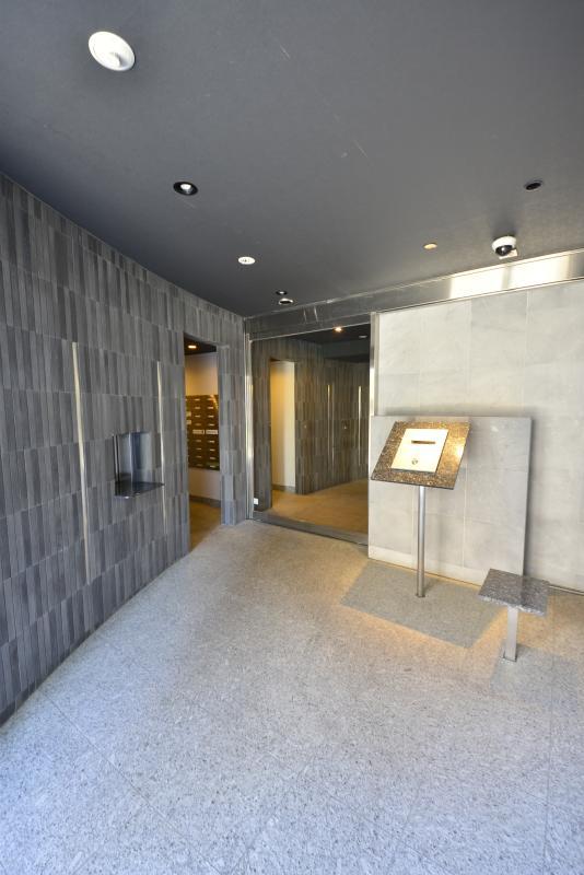 ジョイシティ千歳烏山4階 エントランス