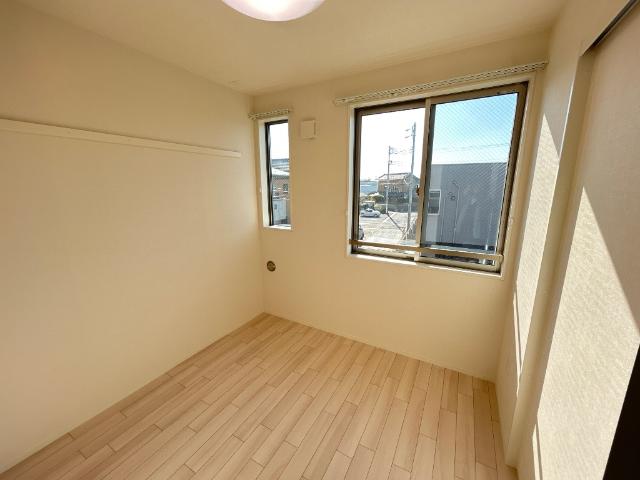 ウィズダム　コート201号室 洋室