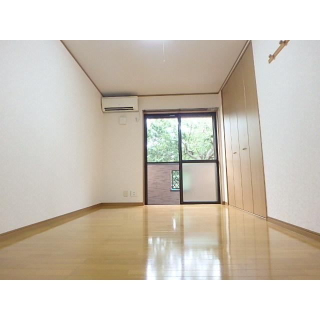 リバティハウス 内観