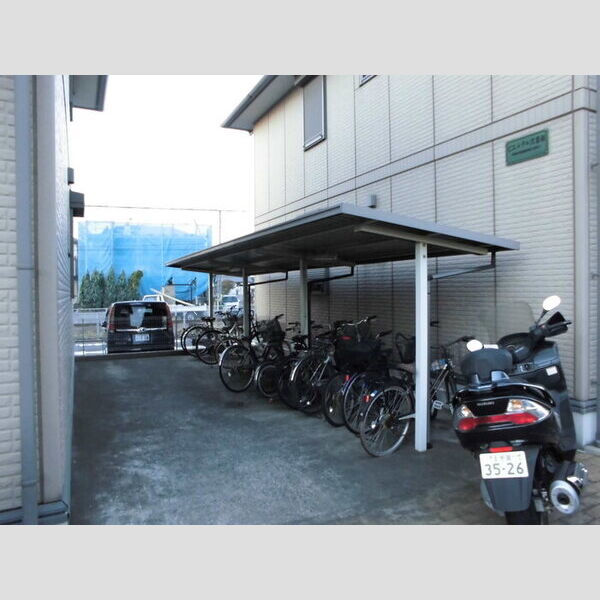 ピエルテル　参番館 駐輪場