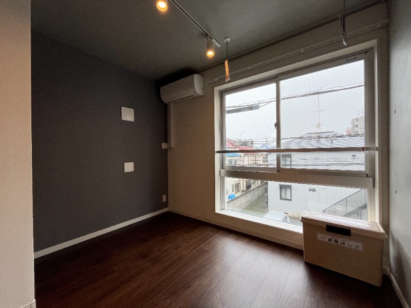 秀和鷺宮1階 リビング