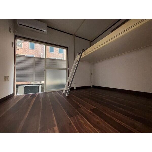 コーポ方南町 リビング