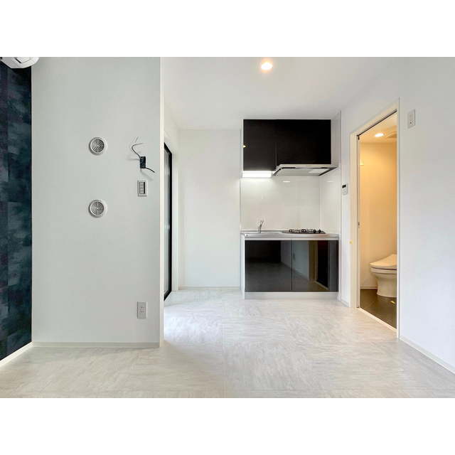 エレーヴ101号室 ☆洋室7.9帖