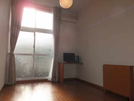 レオパレスＭ．Ｉ リビング