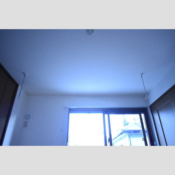 ヴェルデ・パティオ　B102号室 室内物干し金物