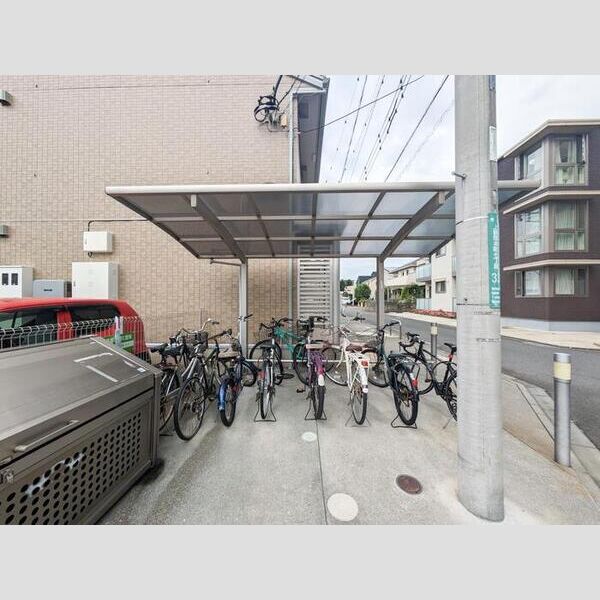 Grace　Garden(グレイスガーデン)A103号室 駐輪場