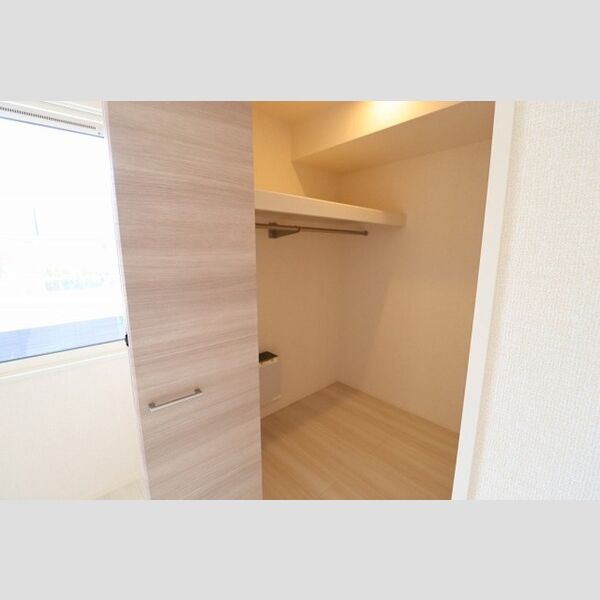 リアルコートE ウォークインクローゼット