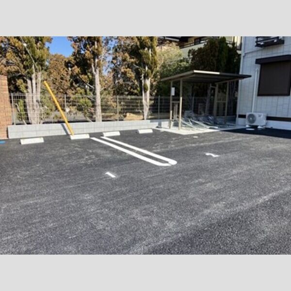 サリサ.j 敷地内駐車場