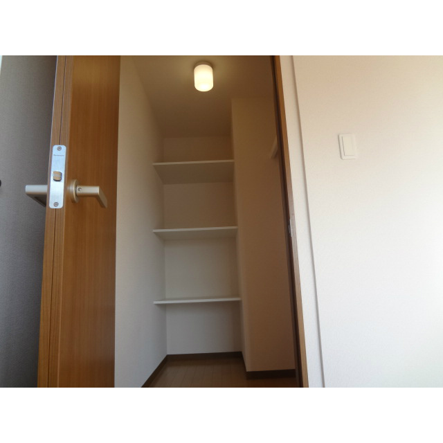 ヴァンクール305号室 内観