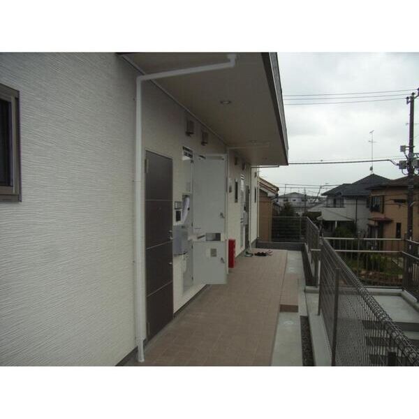 カサ・ロベルト102号室 エントランス