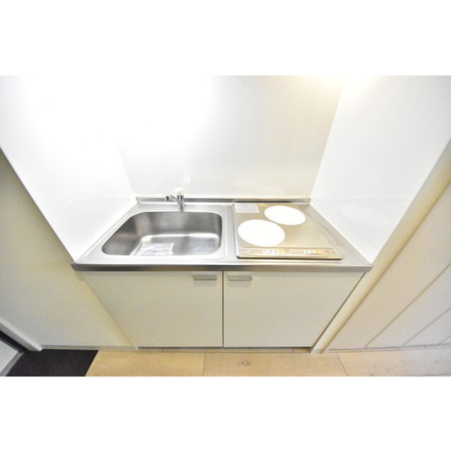 エフパークレジデンス妙蓮寺0102号室 内観