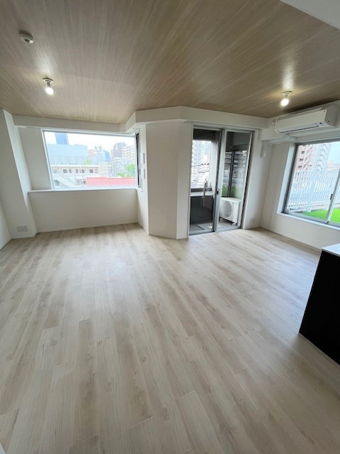 レジディアタワー上池袋（パーク棟）4階 リビング