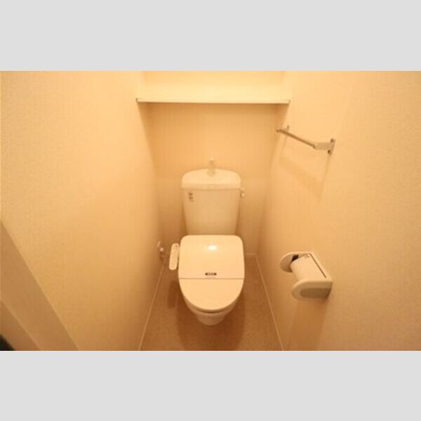 ラマージュおおたかの森201号室 温水洗浄暖房便座