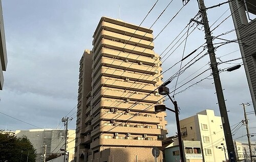 ライオンズマンション平塚宝町6階 建物外観