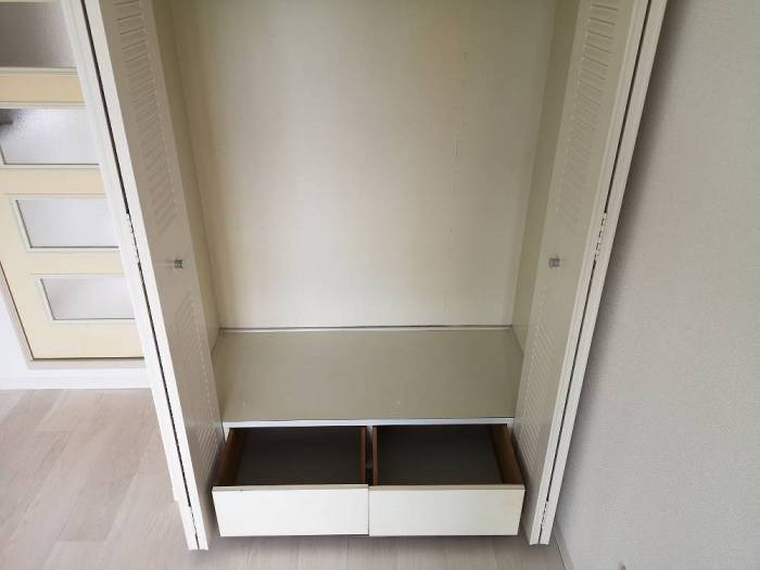 ローズガーデンＡ７１番館(A-071)3階 収納