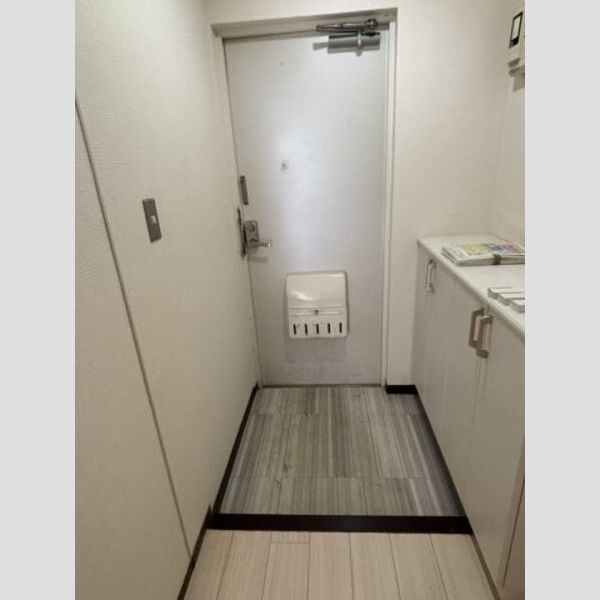 LAZ luminosa.yokohama202号室 玄関