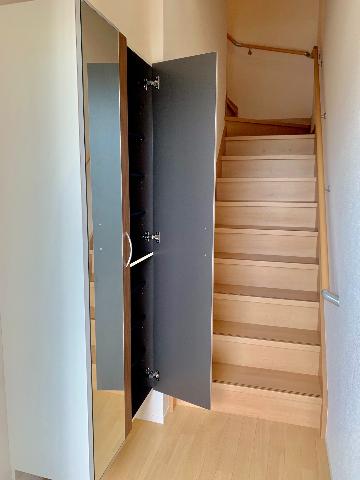 アジュール　ブラン 下駄箱