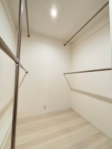 Ｂ’ｓタワー橋本　E棟 収納