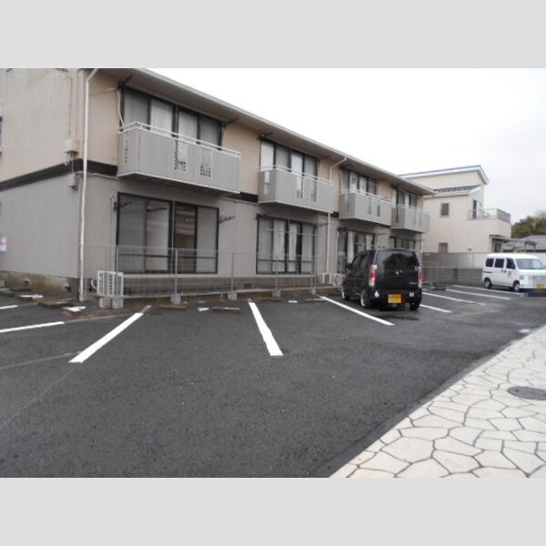 メゾン高橋AB 駐車場