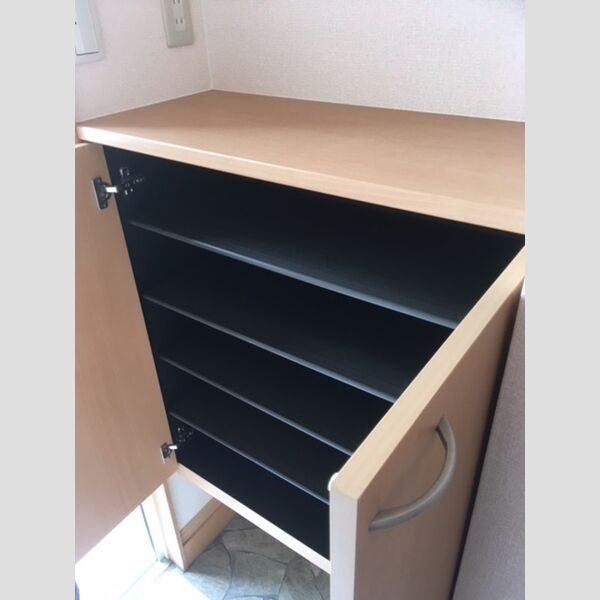 PUREZZA春日部 シューズボックス 下段