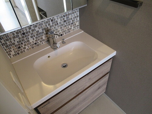 ベルジェンド三鷹ラ・ヴィエ 洗面台