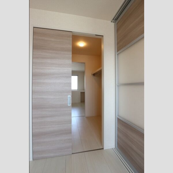 ティアレス　Ⅰ305号室 ウォークスルークローゼット