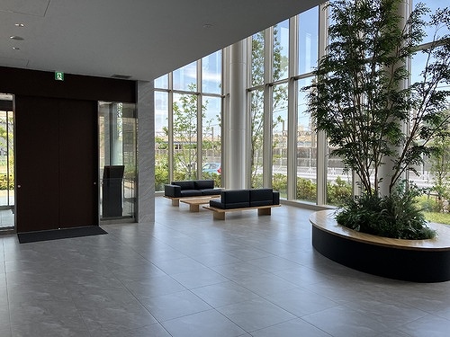 リビオタワー羽沢横浜国大 エントランス