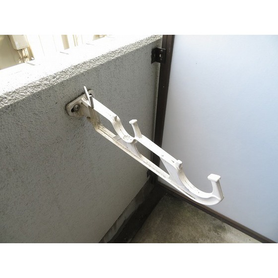 エバーグレース西府0205号室 洗濯竿置場