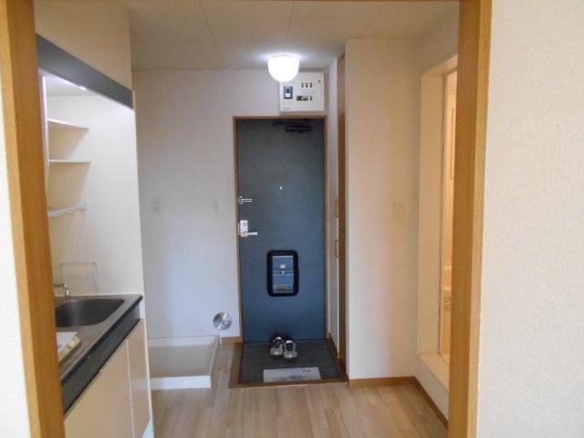 キャトルメゾン 玄関